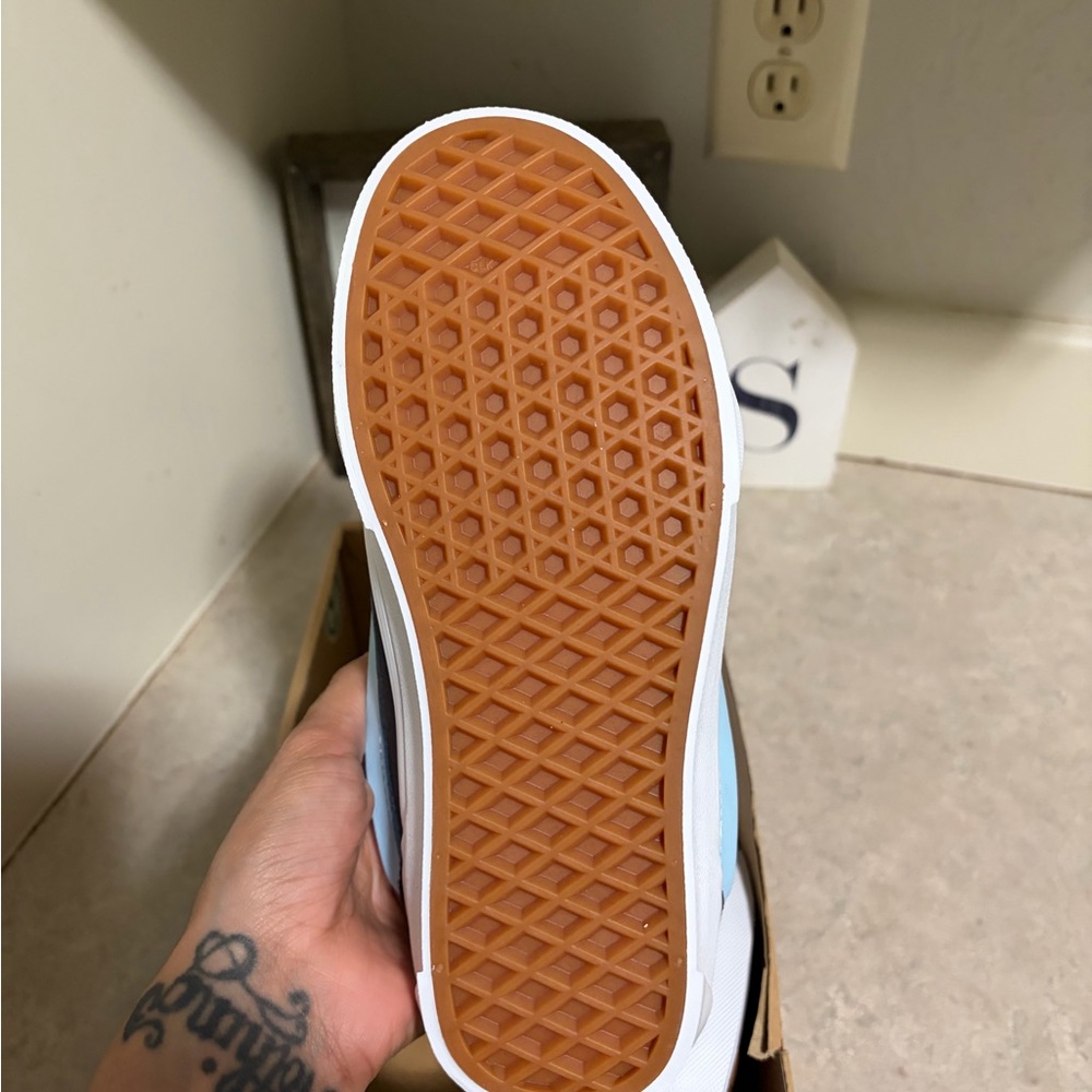 Vans Shoes - Picture 4 of 5